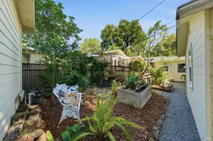 7 Marin Rd, Fairfax, CA 94930 - Photo 23