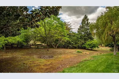 1925 Vintage Lane, Fairfield, CA 94534 - Photo 5