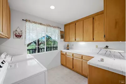 258 Circle Oaks Drive, Napa, CA 94558 - Photo 41