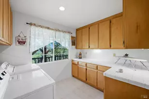 258 Circle Oaks Dr, Napa, CA 94558 - Photo 41