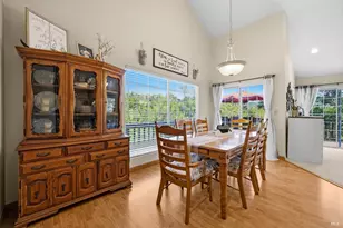 258 Circle Oaks Dr, Napa, CA 94558 - Photo 3