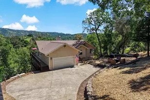 258 Circle Oaks Dr, Napa, CA 94558 - Photo 1