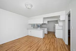 2537 Tamarisk Dr, Santa Rosa, CA 95405 - Photo 9