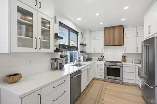 2321 Weatherby Ave, Santa Rosa, CA 95403 - Photo 3