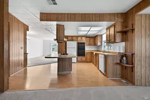 92 Anacapa Dr, Santa Rosa, CA 95403 - Photo 15