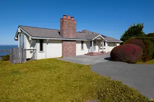 15150 Irish Beach Dr, Manchester, CA 95445 - Photo 9