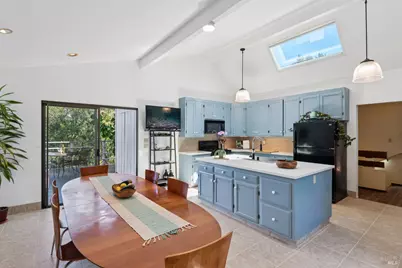 1475 Los Olivos Road, Santa Rosa, CA 95404 - Photo 19