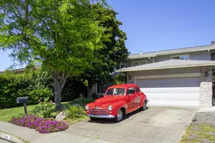 868 Holly Ave, Rohnert Park, CA 94928 - Photo 3