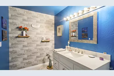 868 Holly Avenue, Rohnert Park, CA 94928 - Photo 21