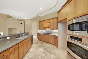 1315 Fullerton Dr, Fairfield, CA 94533 - Photo 17