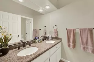 1315 Fullerton Dr, Fairfield, CA 94533 - Photo 31