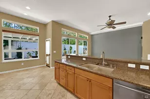 1315 Fullerton Dr, Fairfield, CA 94533 - Photo 19