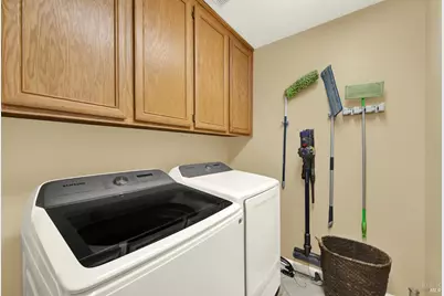 1315 Fullerton Drive, Fairfield, CA 94533 - Photo 31
