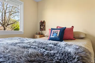 411 Twin Lakes Circle, Santa Rosa, CA 95409 - Photo 23