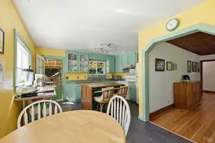 10621 River Rd, Forestville, CA 95436 - Photo 13