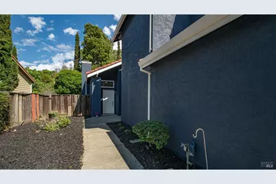 873 Knights Circle, Vallejo, CA 94591 - Photo 5