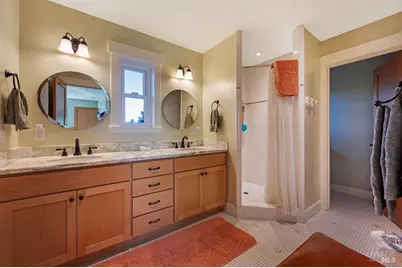 655 W Grant Street, Healdsburg, CA 95448 - Photo 23