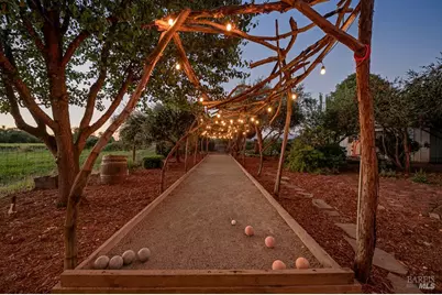 655 W Grant Street, Healdsburg, CA 95448 - Photo 29