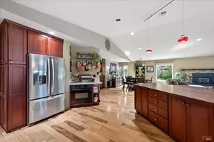 653 Windsor Dr, Benicia, CA 94510 - Photo 11