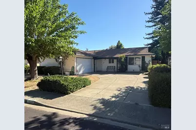 130 McKinley Circle, Vacaville, CA 95687 - Photo 1