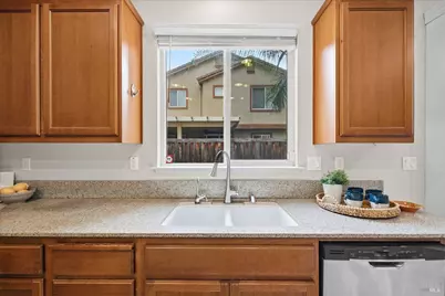 621 Del Mar Circle, Vacaville, CA 95688 - Photo 13