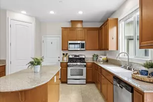 621 Del Mar Cir, Vacaville, CA 95688 - Photo 11