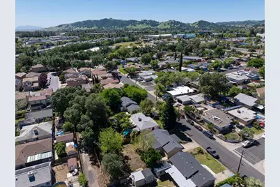 131 Beard Street, Vacaville, CA 95688 - Photo 19