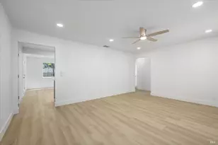 131 Beard St, Vacaville, CA 95688 - Photo 3