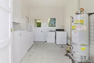 8 Lawrence Dr, Novato, CA 94945 - Photo 19