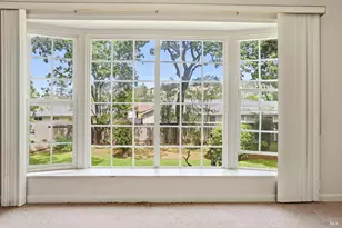 8 Lawrence Dr, Novato, CA 94945 - Photo 7