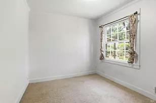 8 Lawrence Dr, Novato, CA 94945 - Photo 13