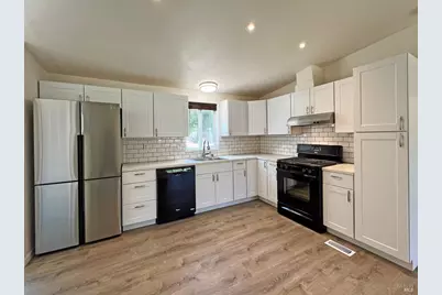 565 Milani Drive, Ukiah, CA 95482 - Photo 9