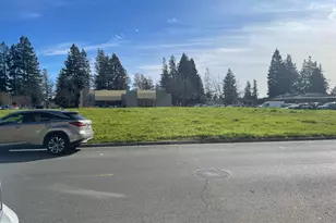 332 City Center Dr, Rohnert Park, CA 94928 - Photo 1