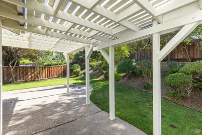 3335 Sterling Court, Napa, CA 94558 - Photo 31