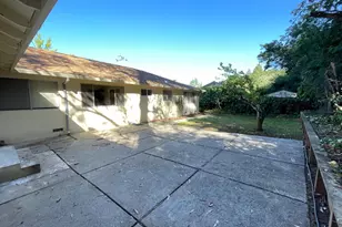 12 Lawrence Dr, Novato, CA 94945 - Photo 39