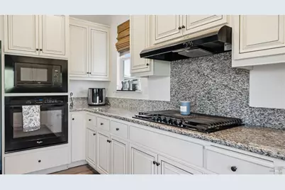 248 Aster Street, Vacaville, CA 95688 - Photo 11