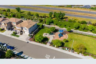 248 Aster Street, Vacaville, CA 95688 - Photo 37
