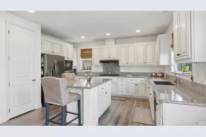 248 Aster Street, Vacaville, CA 95688 - Photo 13