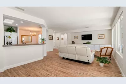 215 Albany Street, Cloverdale, CA 95425 - Photo 17