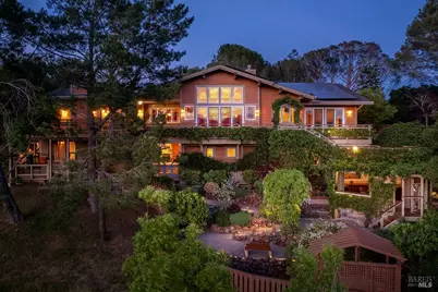 39 Tomahawk Drive, San Anselmo, CA 94960 - Photo 1