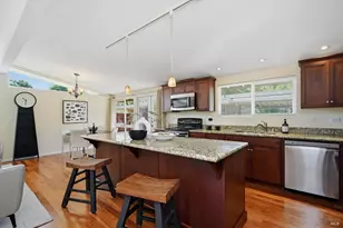 1053 Broadmoor Dr, Napa, CA 94558 - Photo 17