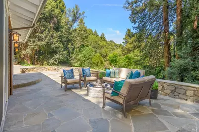 1065 Meadowsweet Drive, Corte Madera, CA 94925 - Photo 23