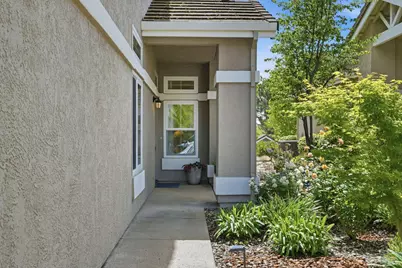 3247 Corte Valencia, Fairfield, CA 94534 - Photo 3