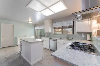 1260 Sequoia Plaza, Ukiah, CA 95482 - Photo 3