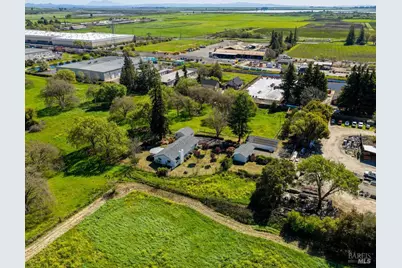 22666 Broadway Highway, Sonoma, CA 95476 - Photo 5