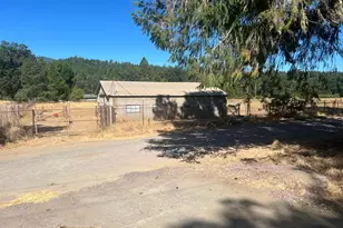 46145 Meadow Ln, Laytonville, CA 95454 - Photo 21