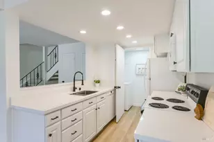 46 Dockside Cir, San Rafael, CA 94903 - Photo 19