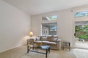 2361 Mountain View Ct, Fairfield, CA 94534 - Photo 7