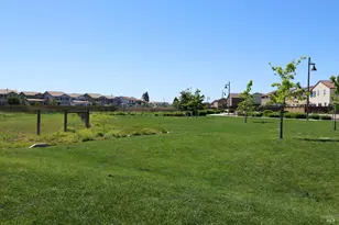 1403 Clementine Ln, Fairfield, CA 94533 - Photo 35