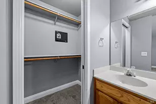 1820 Howard Dr, Windsor, CA 95492 - Photo 23
